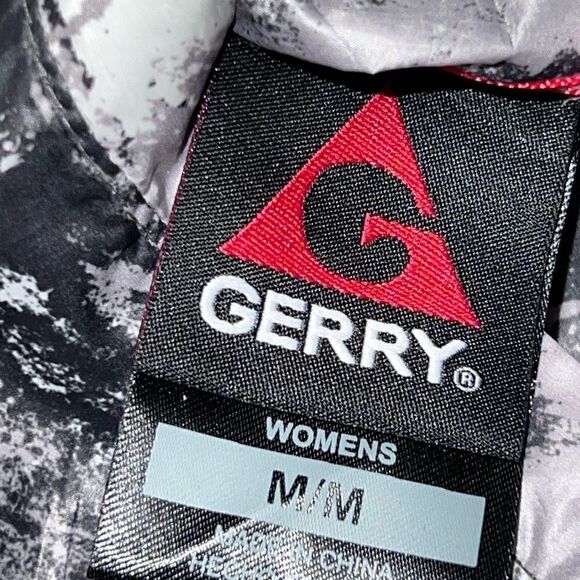 NWOT GERRY Reversible Packable Down Vest Womens M - Picture 9 of 11